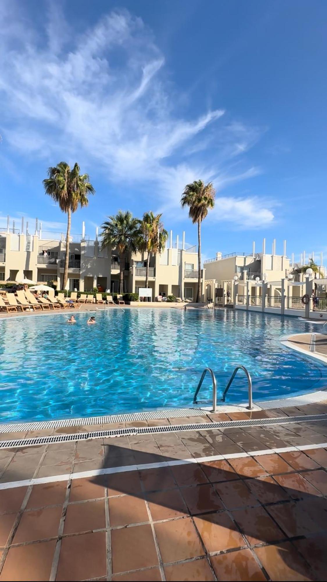 Costa Azul Apartamento 阿德耶 外观 照片